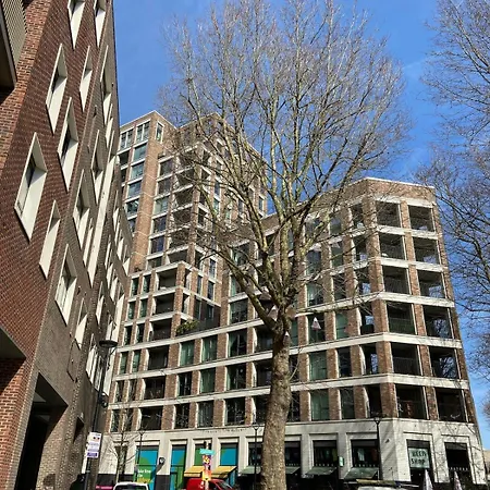 Serviced Apartment