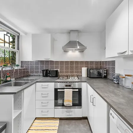Cosy Two Bedroom Luxury Living - Hideaway Paddington & Westminster London