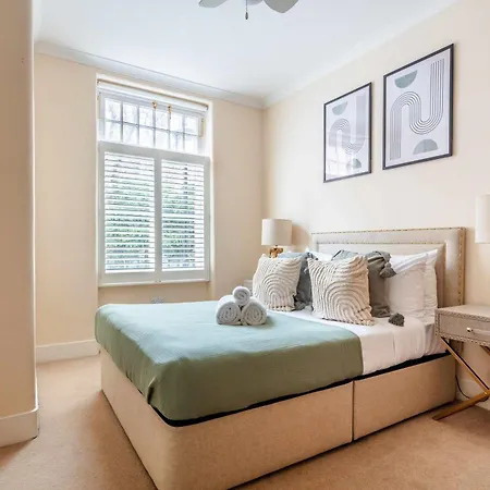 Bnbnova - Heart Of Mayfair - 3br - Bond St Apartment London