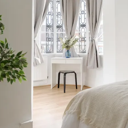 2 Bedroom In Harley Street