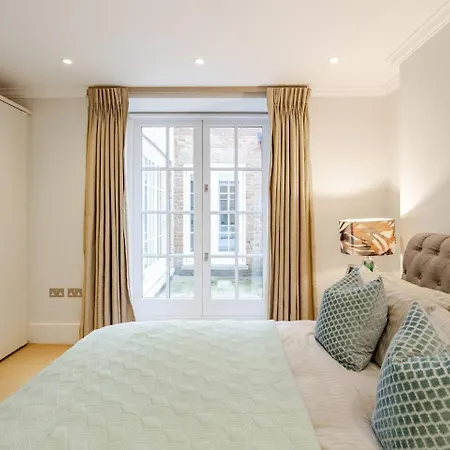 Apartment Lavish Designer 3 Bed Near Oxford Street London