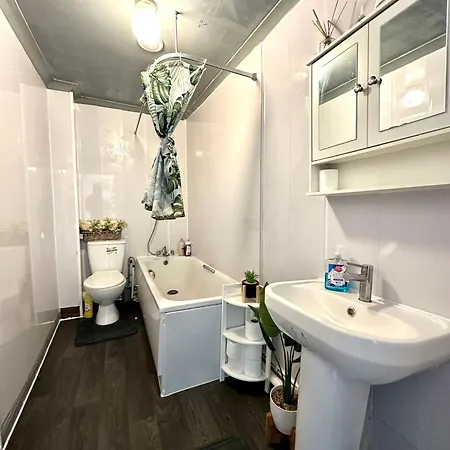 Apartment Spacious 4- Bedroom Flat! Kings Cross, St Pancras