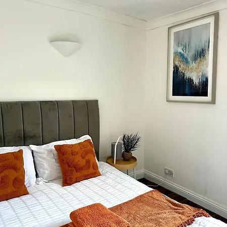 Apartment Spacious 4- Bedroom Flat! Kings Cross, St Pancras