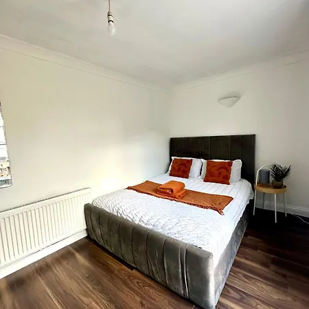 Spacious 4- Bedroom Flat! Kings Cross, St Pancras