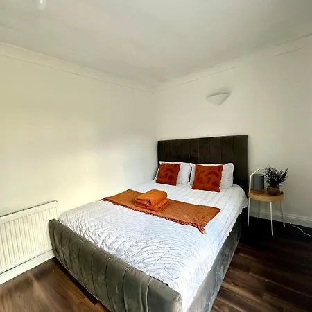 Apartment Spacious 4- Bedroom Flat! Kings Cross, St Pancras