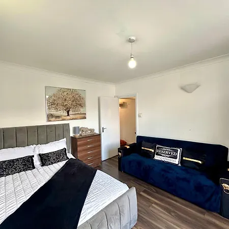Spacious 4- Bedroom Flat! Kings Cross, St Pancras * London