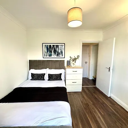 Apartment Spacious 4- Bedroom Flat! Kings Cross, St Pancras *