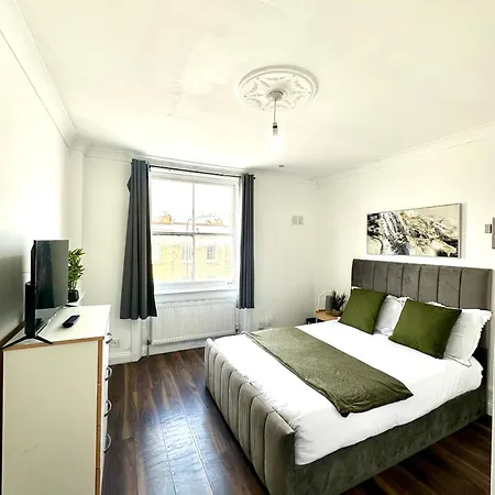 Apartment Spacious 4- Bedroom Flat! Kings Cross, St Pancras *
