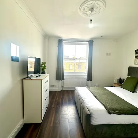 Apartment Spacious 4- Bedroom Flat! Kings Cross, St Pancras