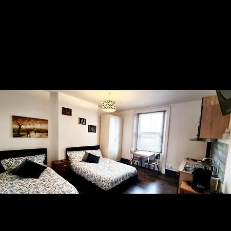 Flat In Vauxhall Zone 1 * London