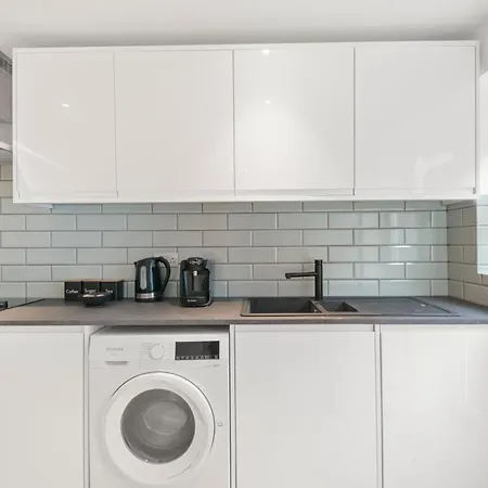 Stylish I Extended I Free Parking * London