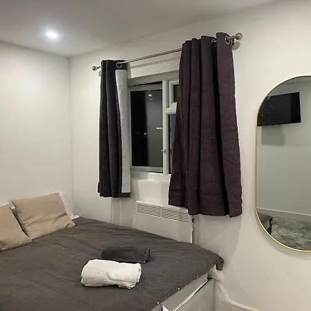 Brigstock 7 Apartment Thornton Heath