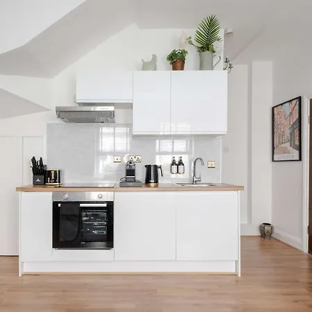 Elegant Mayfair Holiday home