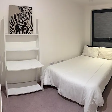 New 2 Bed Greenwich *