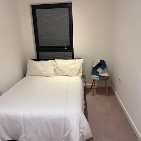 New 2 Bed Greenwich Apartment
