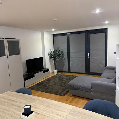 New 2 Bed Greenwich London