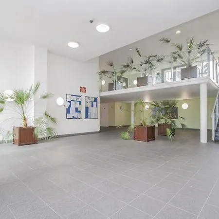 Apartment Stunning 2 Bedroom 2 Bathroom Flat With Panoramic View London