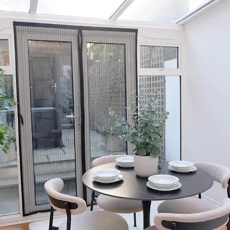 Apartment Lux & Stylish 2-bed Flat In West Kensington *