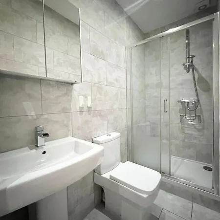 Designed Apartment, Paddington * London