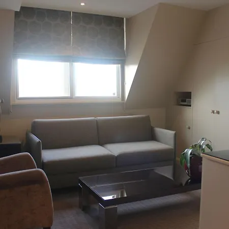 Radisson Blu Hotel, Tottenham Court Road - Formerly Kenilworth Hotel 4*