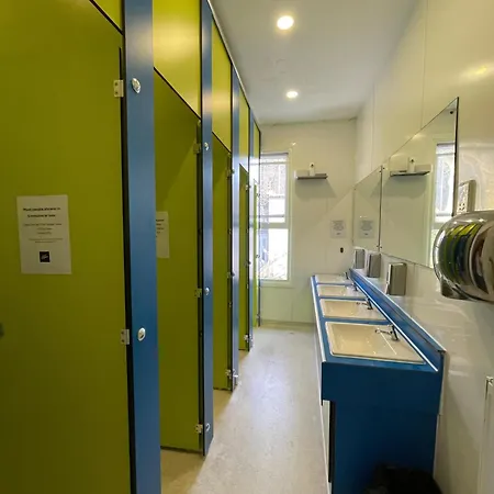 Saint Backpackers Hostel