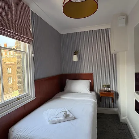 Otel St. David's Paddington 2*