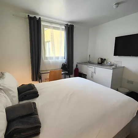 Hotel Abbey Point Wembley