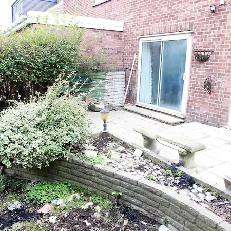 Deluxe 4-bed House Close2 Wembley Stadium Holiday home Hendon