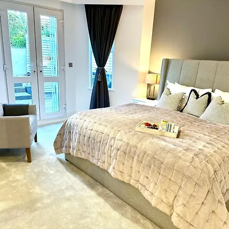 Apartment Stylish With Bbq Kensington London