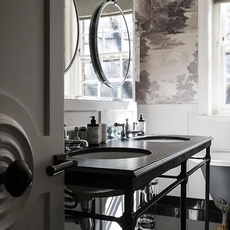 The Connaught Apartment London