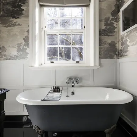 The Connaught Apartment *