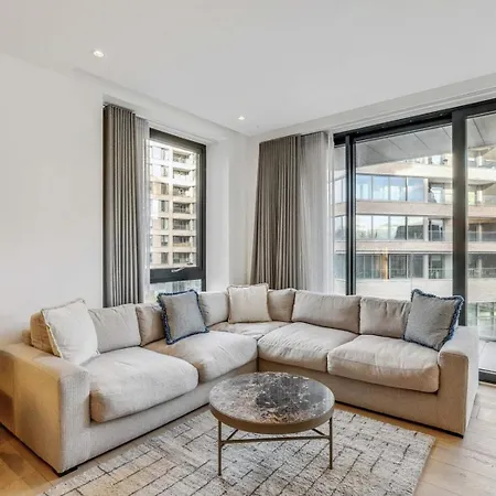 Modern King's Cross Apartment *