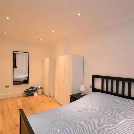 Apartment Hyde Park