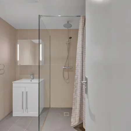 Beaufort Gardens Apartment London