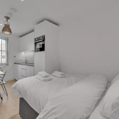 Apartment Beaufort Gardens