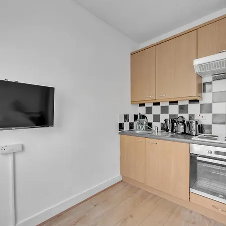 Beaufort Gardens Apartment