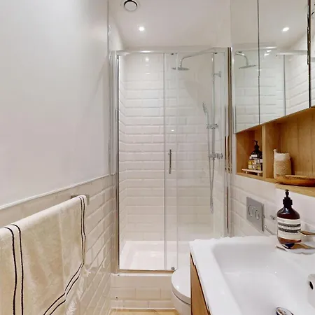 Smart In Sloane Square Apartment *