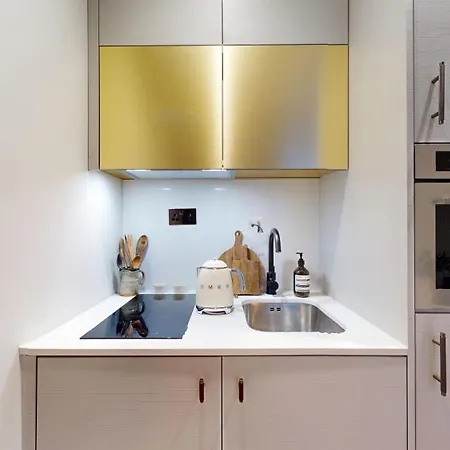 Smart In Sloane Square Apartment *