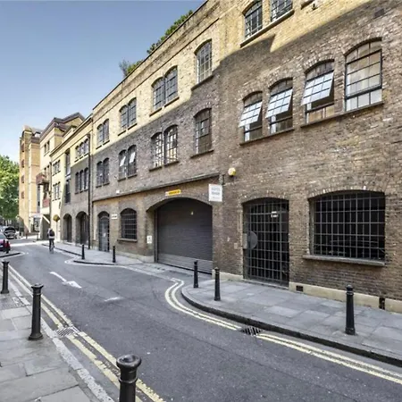 Tower Bridge Shad Thames Chiq Gated Parking Apartment