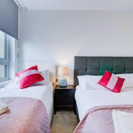 Oxford Street Luxurious Apartament