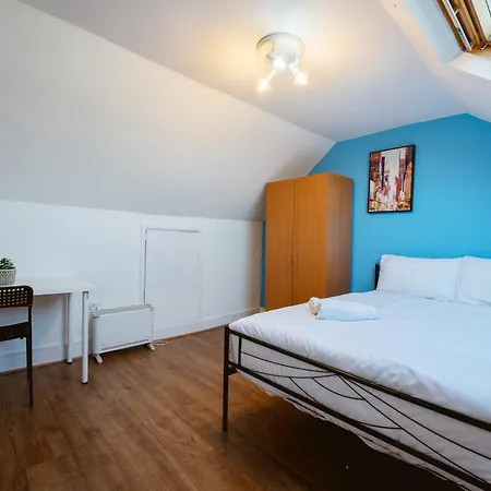 Manor Park To Guest house London
