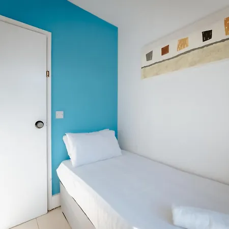 Manor Park To Guest house