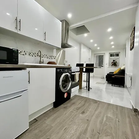 Lägenhet Verb - North London Self Catering - Work *
