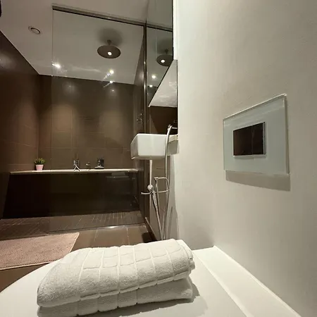 Estatesmen Selfridges Oxford Street Apartment *