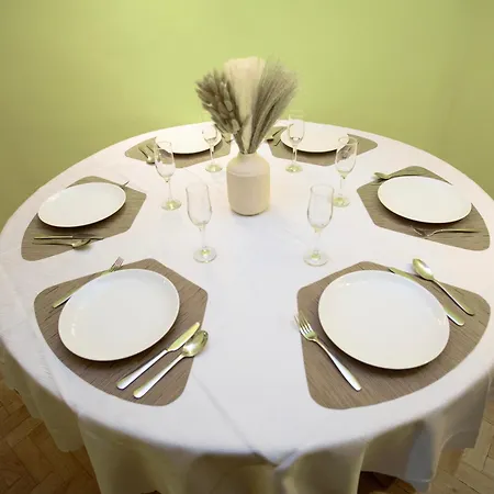 Buckingham Palace 4br 3ba House * London