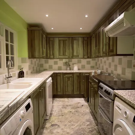 Buckingham Palace 4br 3ba House * London