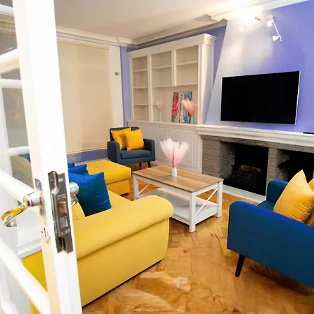 Buckingham Palace 4br 3ba House Holiday home London