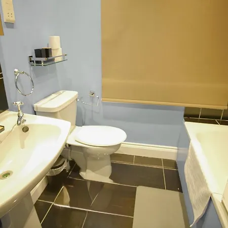 Buckingham Palace 4br 3ba House * London