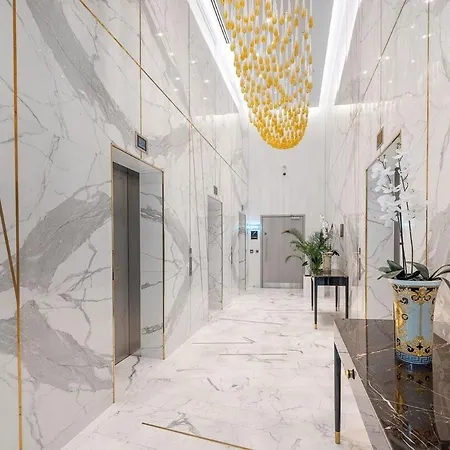 Apartment 2 Bed Versace In Damac Tower *