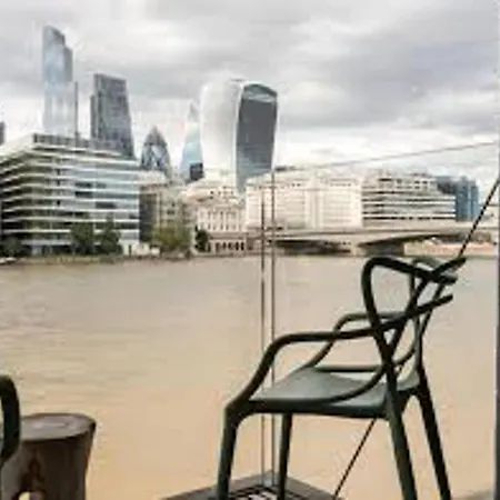 Impeccable In Long & Short * Londres